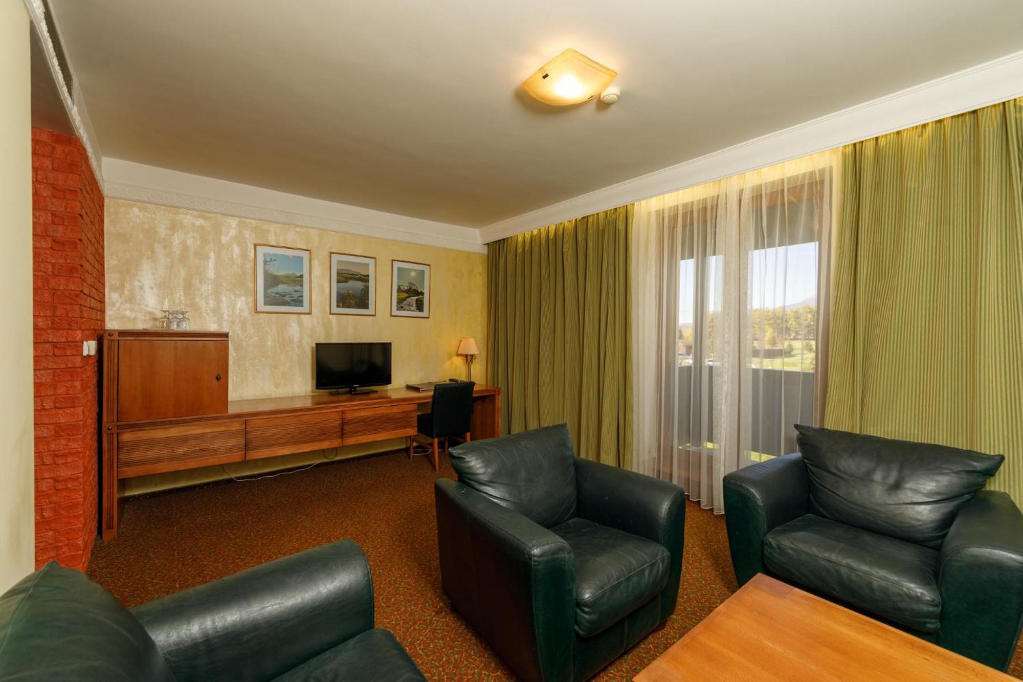 Hotel International Vel'ka Lomnica Bilik gambar